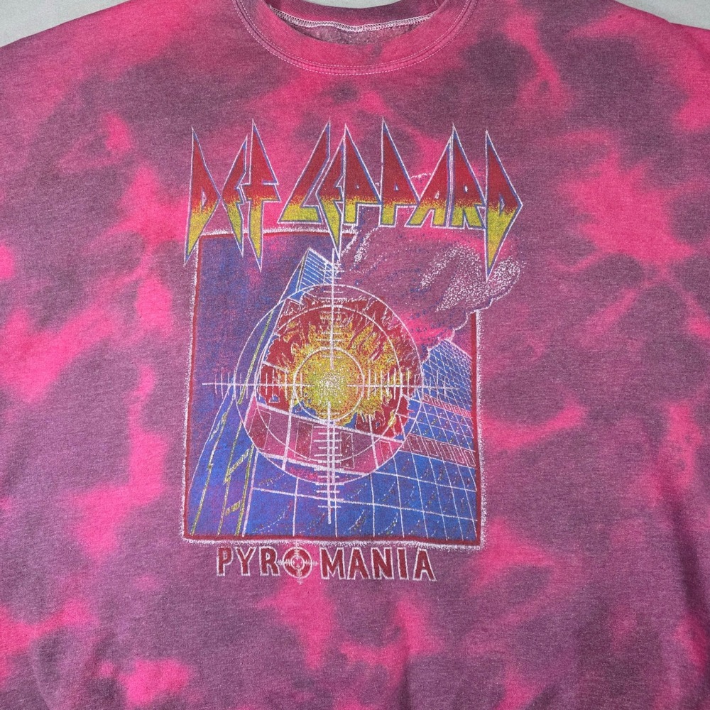 Def Leppard Pyromania Tie Dye Graphic Sweatshirt Pink Purple Mens L/XL 0221 - Picture 2 of 7
